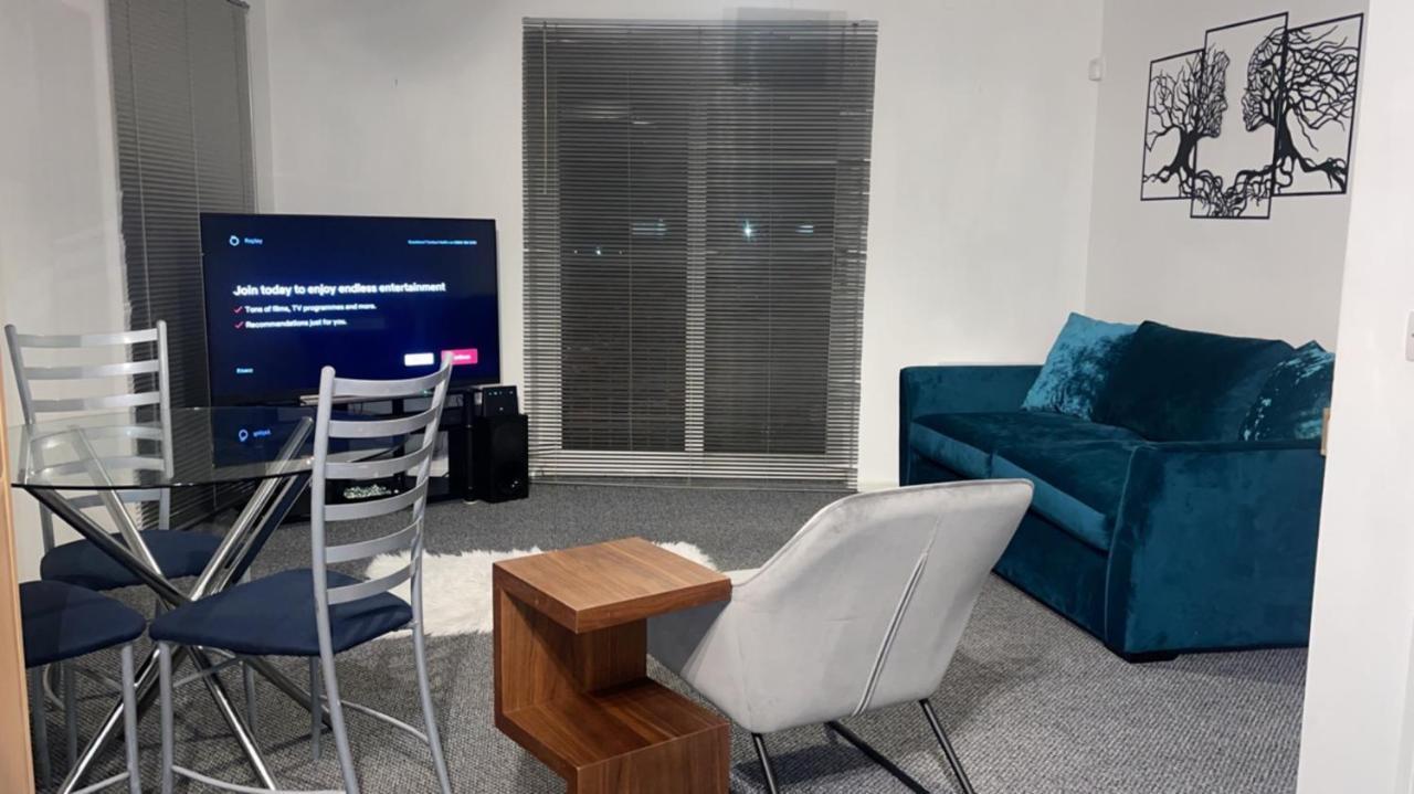 Luxury 1 Bed Apartment With Parking แมนเชสเตอร์ ภายนอก รูปภาพ
