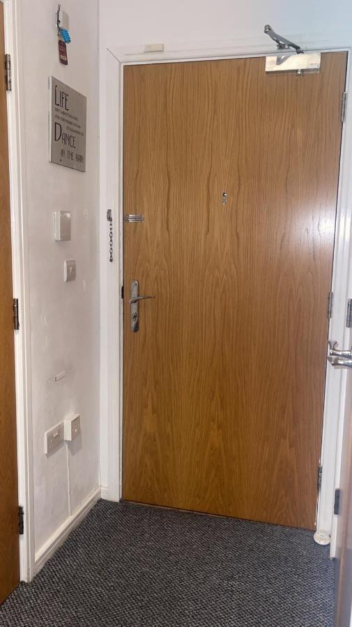 Luxury 1 Bed Apartment With Parking แมนเชสเตอร์ ภายนอก รูปภาพ