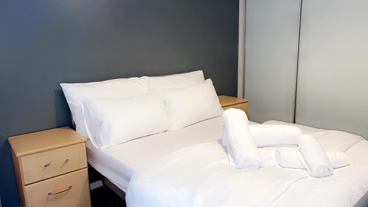 Luxury 1 Bed Apartment With Parking แมนเชสเตอร์ ภายนอก รูปภาพ